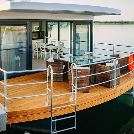 Holiday Floating Houses Bitterfeld-wolfen - Dls01010-nya